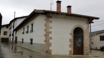 El Cristo ermita, Birgara Goien