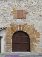 Luxenea etxea, Zarrantz