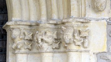 Asunción eliza, Mendiguren