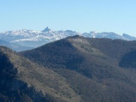 Auñamendi, Hiru erregeen Mahaia, tontorretik