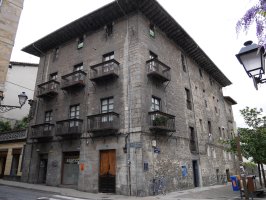 Moiua-Barrena jauregia, Bergara