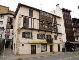 Herriko Enparantza 3, Orio