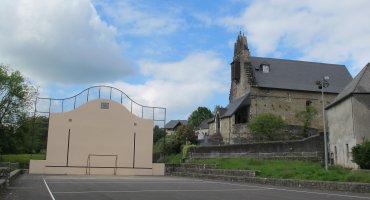 Pilotalekua eta eliza, Altzürükü