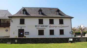 Albergea, Ospitalepea