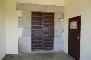 San Martin eliza, Atondo