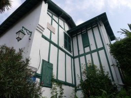 Bakar Etxea, Hendaia