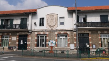 Ikastetxe zaharra, Hendaia