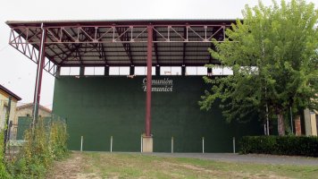 Pelotalekua, Komunioi