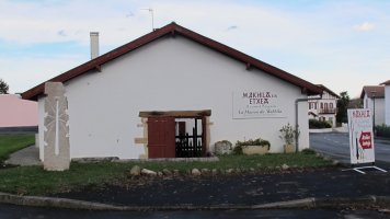 Makhilaren etxea, Larresoro