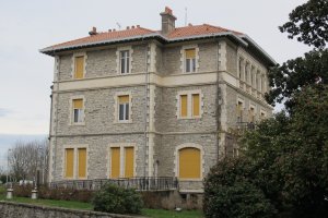 Beatrix Enea etxea, Angelu