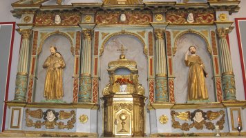 San Juan Bataiatzailea eliza Elizaberri auzoan, Mugerre