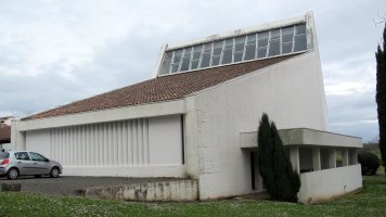 Belloc monastegia, Ahurti