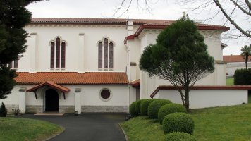 Benediktinoen Monastegia, Ahurti