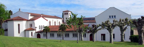 Benediktinoen Monastegia, Ahurti