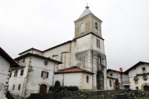 San Juan Bataiatzailea eliza, Saldias