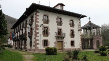 Bertiz jauregia, Bertizarana