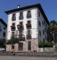 Iruritako plazako etxea