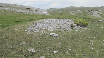 Peña Blanca 3 etxola hondoa, Andia