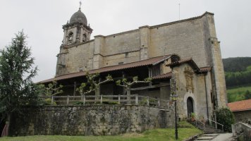 Jasokundeko Ama eliza, Gaztelu