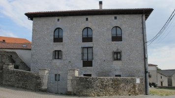 Larraya etxea, Munarriz-Goñi