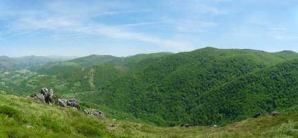 Leurtza inguruko mendiak. Irudian, Argibel