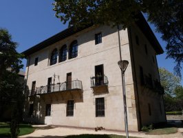 Arespakotxaga-Azkarraga jauregia, Elorrio