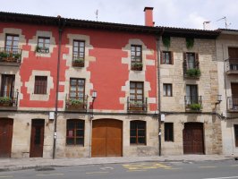 San Fausto errebaleko etxeak, Elorrio