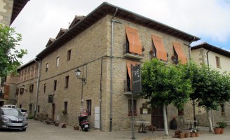 Etxea, Urrotz hiribildua