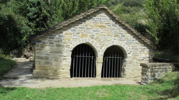 Iturri erromanikoa, Turrillas-Itzagaondoa