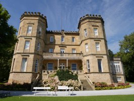 Satrustegi jauregia, Donostia