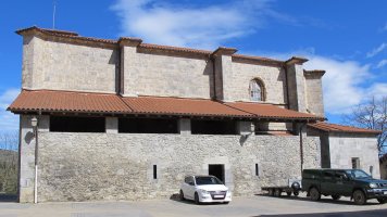 San Esteban eliza, Larraul