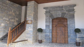 Asunción eliza, Areso