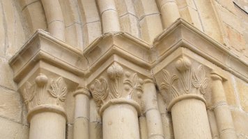 San Migel eliza, Eslaba