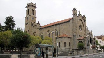 San Salvador eliza, Iruñea