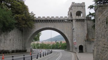 Atari Berria, Iruñea