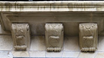 Gendulain jauregia, Iruñea