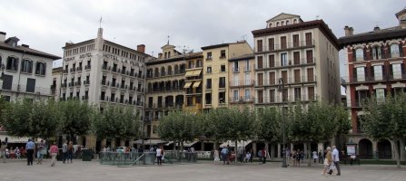 Gazteluko Plaza, Iruñea