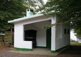 Aterpea, Gorriti aldeko bidean