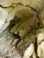 Lehenengo galeriaren barru aldea