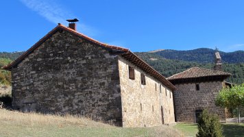 Zuberoako Andra Mari ermita, Garde