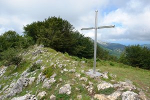 Gurutzea eta tontorra