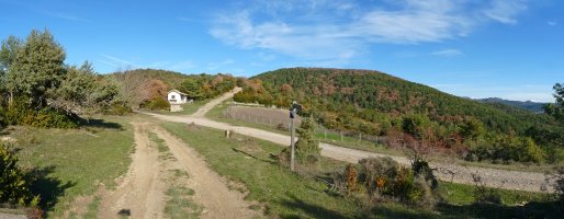 Ardibideko etxola, Eparotz eta Artanga herrien arteko lepoan