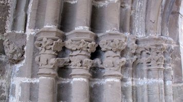 San Migel ermita, Elo