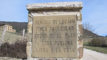 Lekaun herrira sartzeko debekua