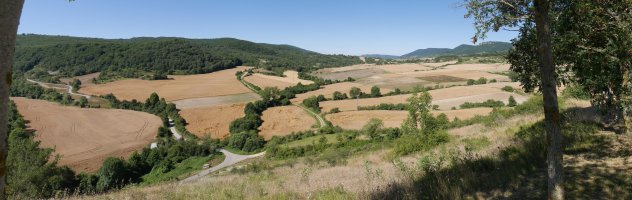 Herriaren inguruak, Kontrasta