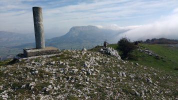 Baitza tontorra (1183m) eta Beriain sakonean