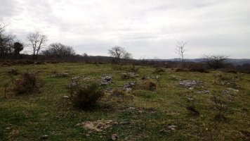 Larraluzea gaina (811m)