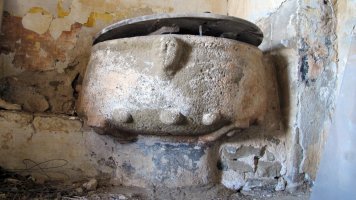 San Esteban eliza, Hiriberri-Gares