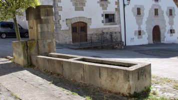 Iturria eta aska, Urritzola-Arakil