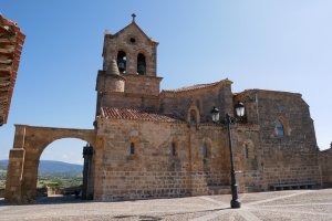 San Vicente eliza, Frías